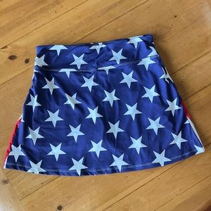 Ultrafun Amazon purchase, American flag inspired golf skirt, size medium.